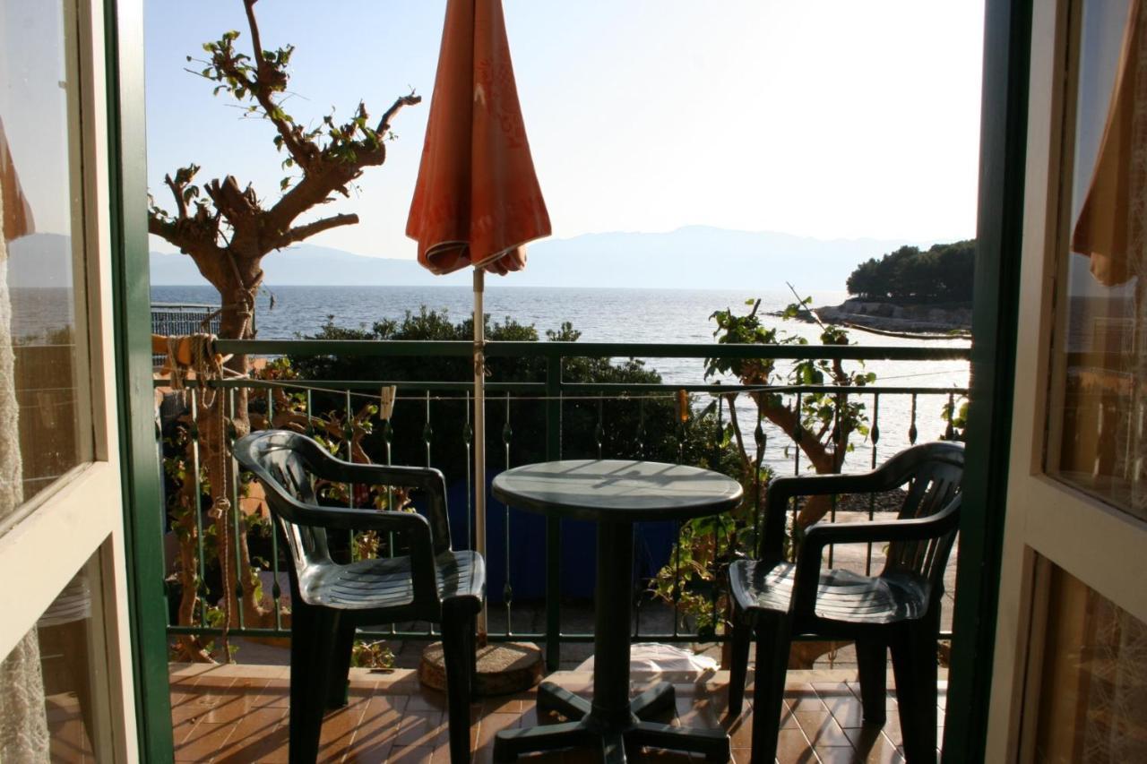 Apartments And Rooms By The Sea Sucuraj, Hvar - 4029 Экстерьер фото