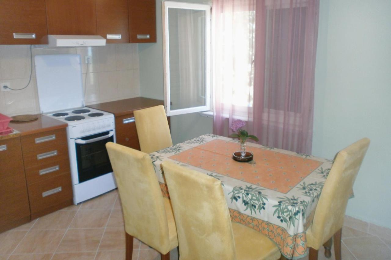 Apartments And Rooms By The Sea Sucuraj, Hvar - 4029 Экстерьер фото