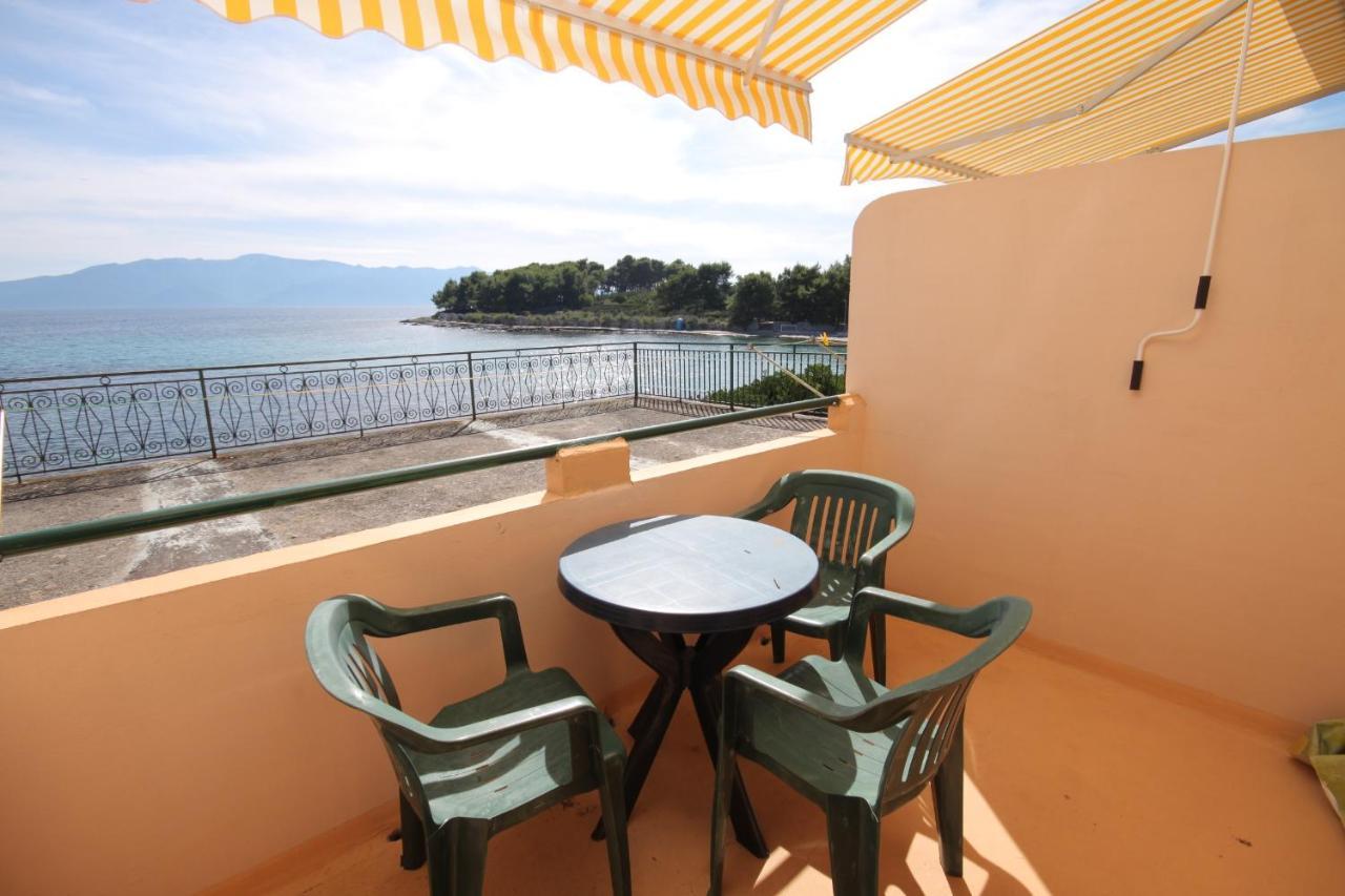 Apartments And Rooms By The Sea Sucuraj, Hvar - 4029 Экстерьер фото